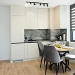 Διαμέρισμα Chic Retreat In Varna's Fifth Element By Flat Mаnager Βάρνα
