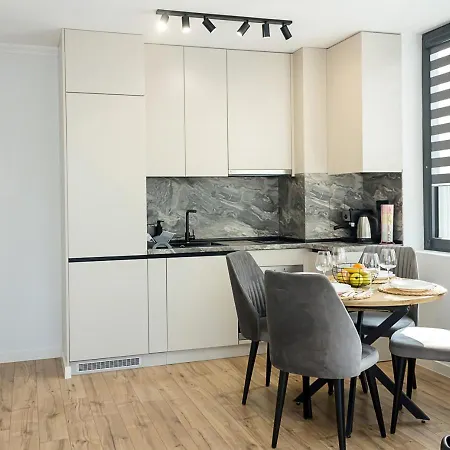 Apartment Chic Retreat In Varna's Fifth Element By Flat Mаnager Varna